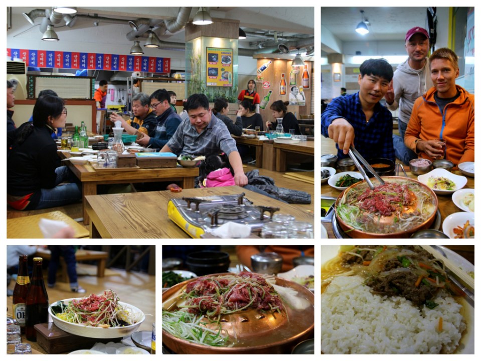 Bulgogia lattialla istuen