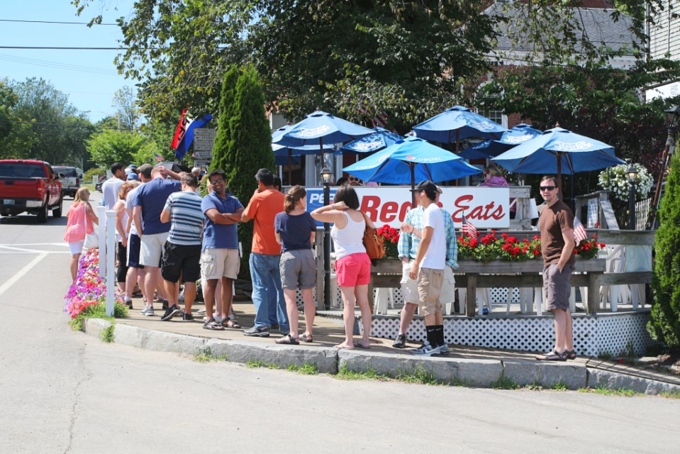 Jonoa myös takana, matkalla Freeportiin